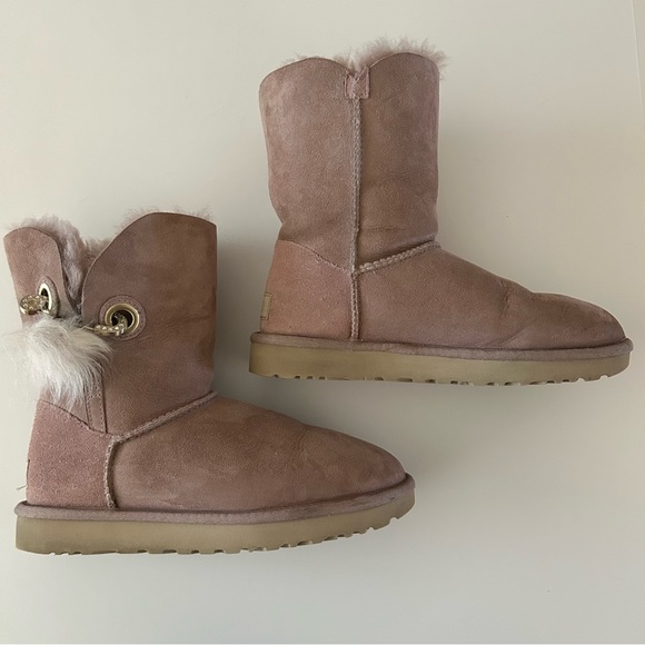 UGG  Irina Boot with Swarovski crystals Pin Closure in Dusk Blush Pink size 7 - Picture 2 of 13